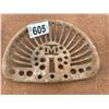 Image 1 : "M" ANTIQUE TRACTOR SEAT