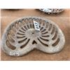 Image 1 : ANTIQUE TRACTOR SEAT