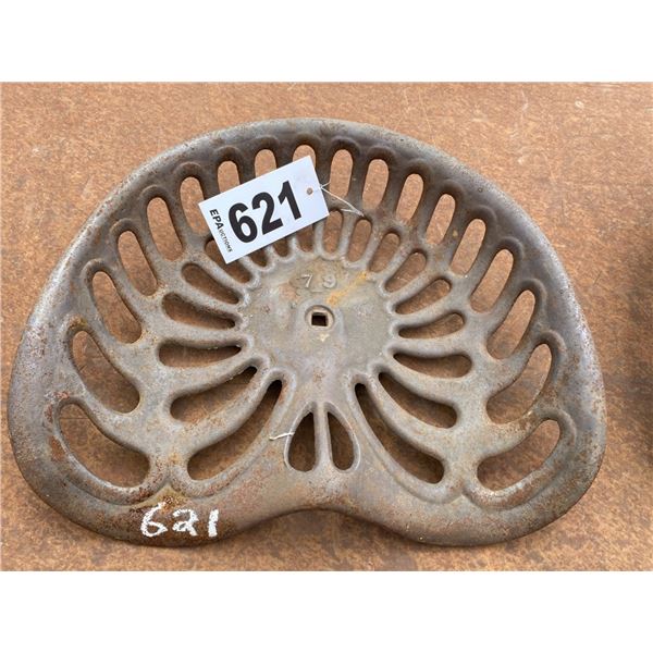 "79" ANTIQUE TRACTOR SEAT