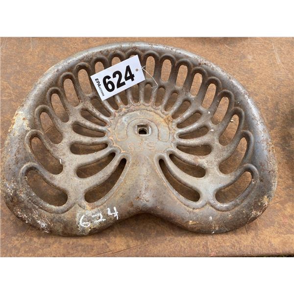 "S25" ANTIQUE TRACTOR SEAT