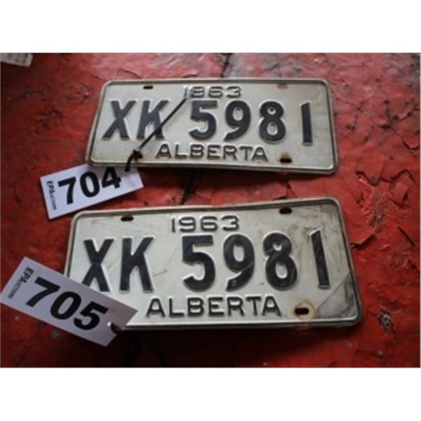 (LOT 704/705)  ALBERTA LICENCE PLATE SET DATED 1963 (PER PLATE TIMES 2)