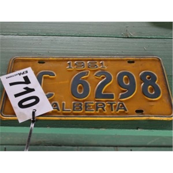 ALBERTA LICENCE PLATE DATED 1961