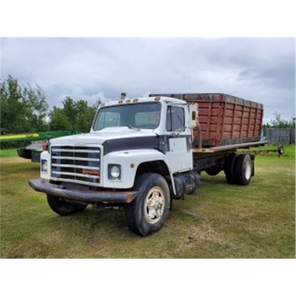 1988 IH S1900 SINGLE AXLE TRUCK