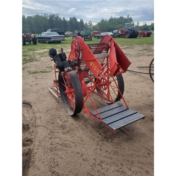 DAHLMAN POTATO PICKER (RESTORED)