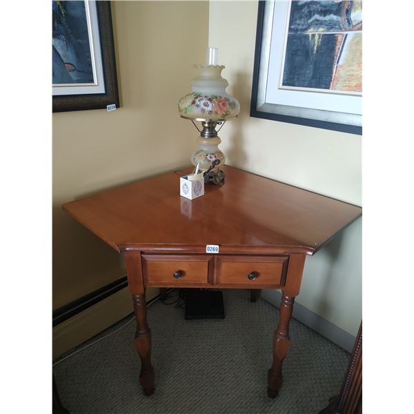 Corner Table & Chair