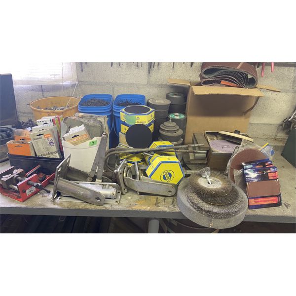 LARGE JOB LOT - SANDING & CUT OFF DISCS, QTY OF NAILS & SCREWS, USED CHAIN, ETC
