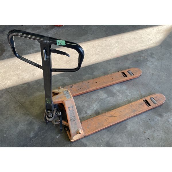 EAGLE 55 PALLET TRUCK - WORKING