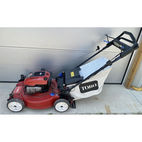 TORO SELF PROPELLED PUSH MOWER - AS NEW