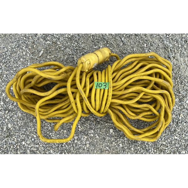 EXTENSION CORD