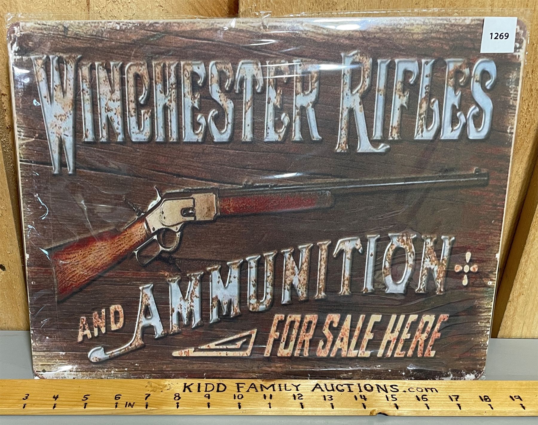 WINCHESTER TIN REPRO SIGN