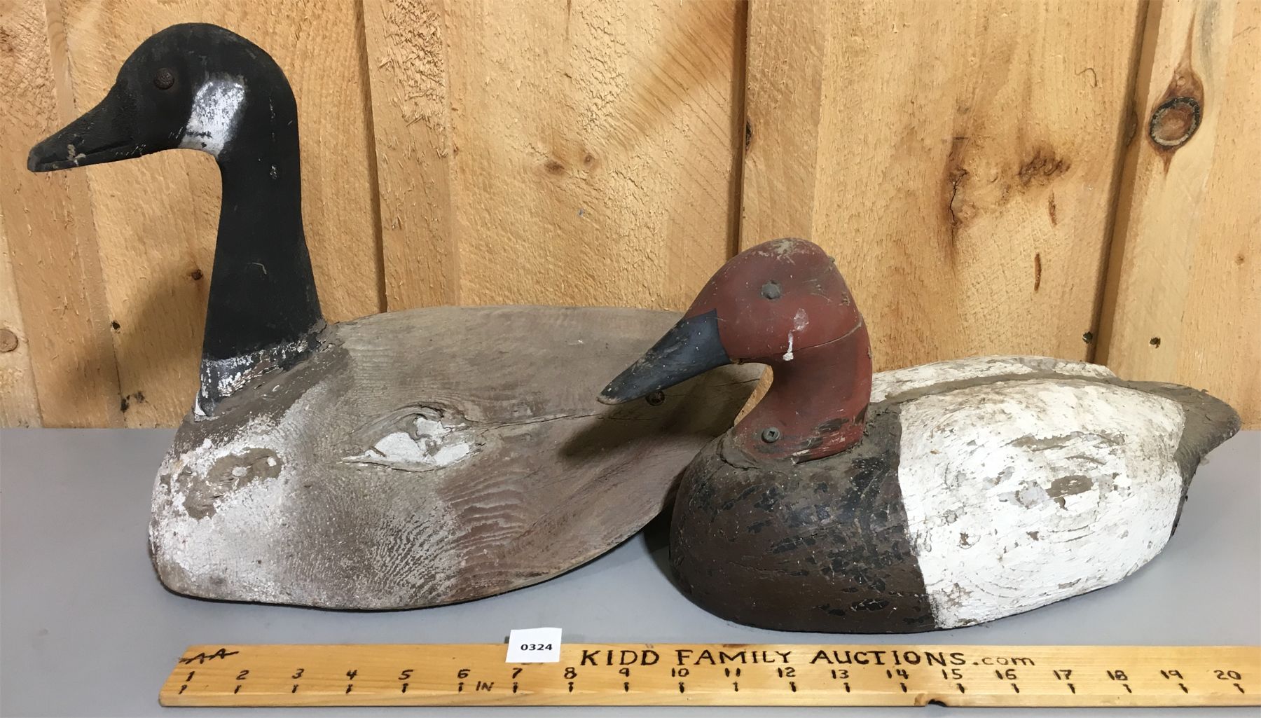 LOT OF 2 WOODEN DECOYS INCL CANADA GOOSE Kidd Family Auctions