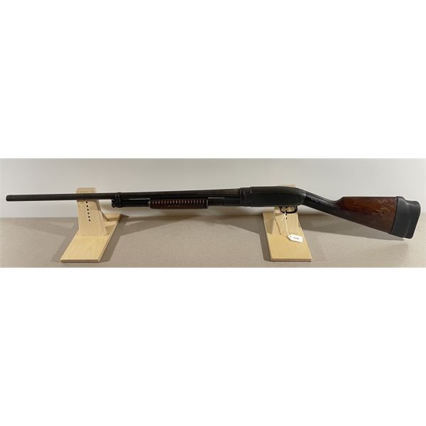 WINCHESTER MODEL 12 IN 12 GA
