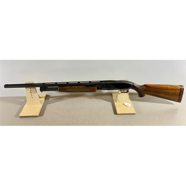 WINCHESTER MODEL 12 IN 12 GA