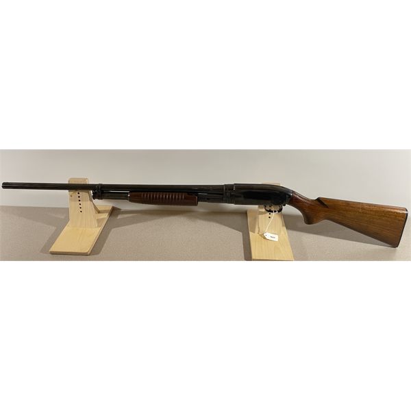 WINCHESTER MODEL 12 IN 12 GA