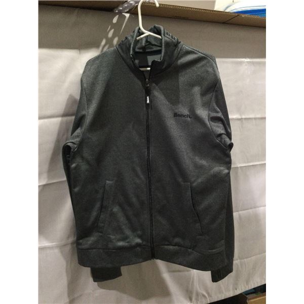 Mens Bench Zip Up Size L