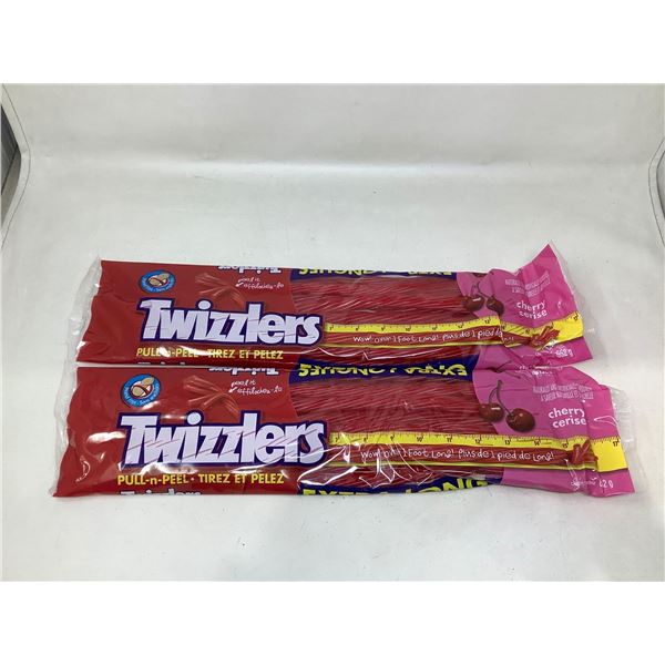 Twizzlers Pull n Peel 652 g Lot Of 2