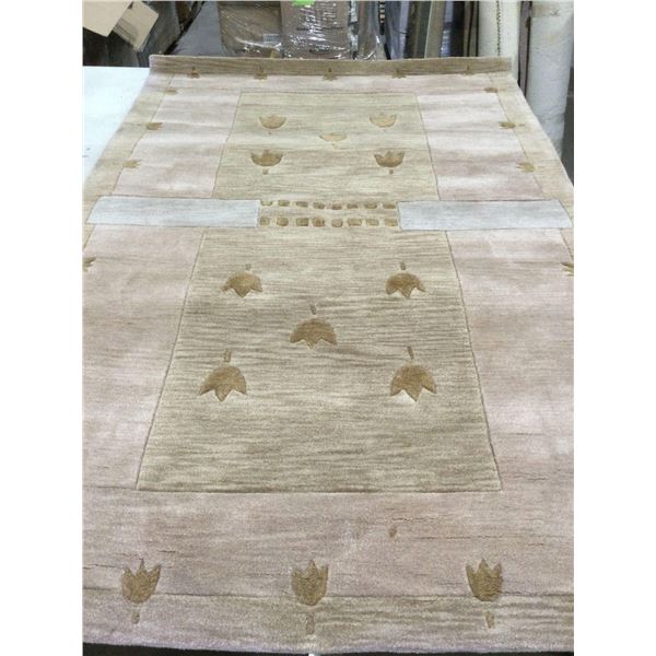 Hayim & CO. Area Rug (5' X 8')