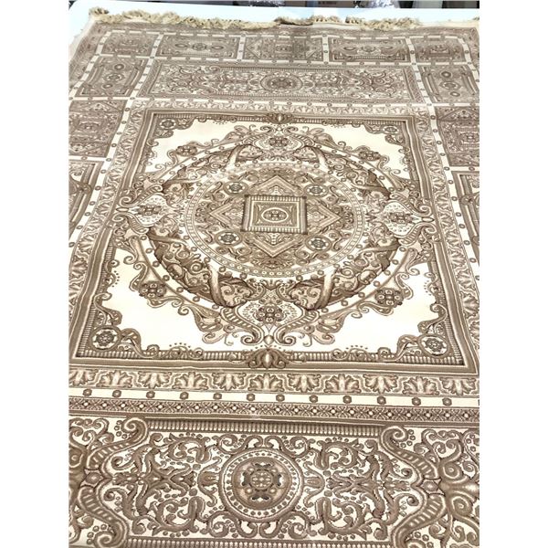 Hayim and Co Area Rug (5.25ft x 7.5ft)