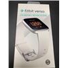 Image 1 : NEW Fitbit Versa lite edition