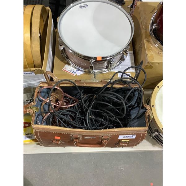 Bag of Assorted professional low noise instrument cables