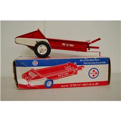 Tru-Scale long handle spreader NIB