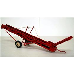 McCormick elevator I.H.