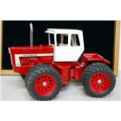 I.H. 4x4 custom "66" series tractor