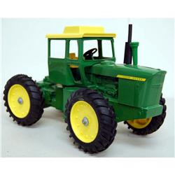 John Deere 7520 4x4 repaint
