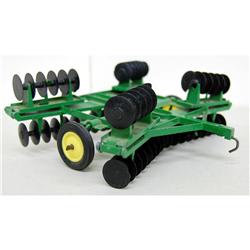 John Deere wing disk