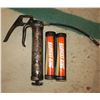 Image 1 : Grease gun + 2 Grease Tubes