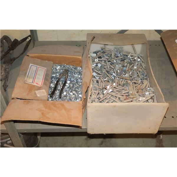 Lot of spring fasteners/crimping pieces
