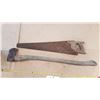 Image 1 : Vintage axe & Saw