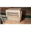 Image 2 : Large Dog Crate