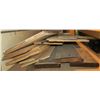 Image 1 : Lot Scrap Wood,