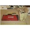 Image 1 : Lot Fasteners, toolbox + wire brush