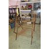 Image 2 : Vintage Drying Rack 34"×48"