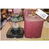Image 2 : Coleman Propane Lantern + Case