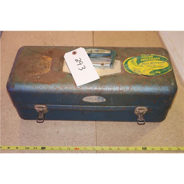 Vintage Tacklebox + Tackle