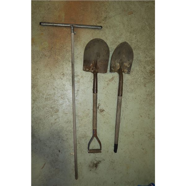 2 Shovels + Squeegee