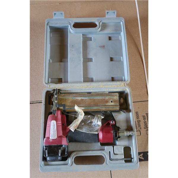 Pneumatic Brad Nailer