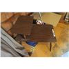 Image 1 : Vintage end table 24"×22"×18"