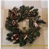 Image 3 : 4' Christmas Tree & Wreath