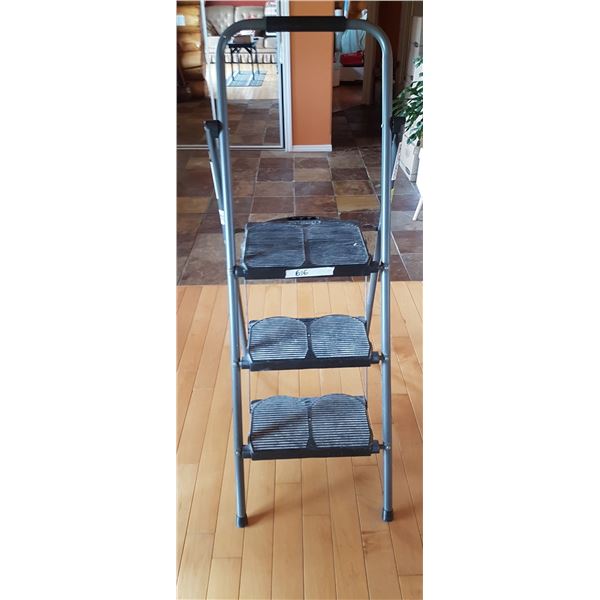 Step Ladder