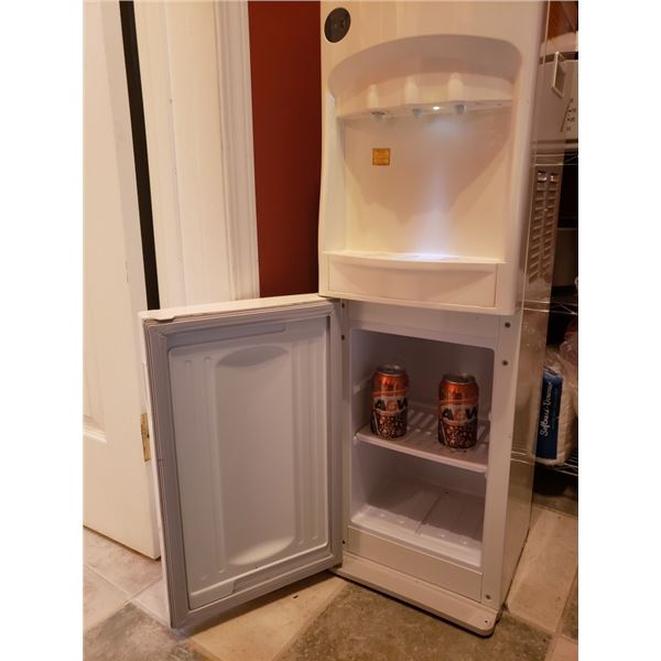 Water Cooler With Fridge Compartment