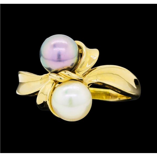 14KT Yellow Gold Ladies Black and White Pearl Ring