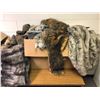 Image 2 : 3 boxes Faux fur from the popular sci-fi tv series