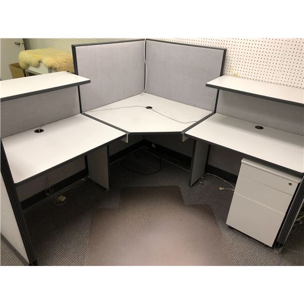 Gray Office Workstation desk system with walls