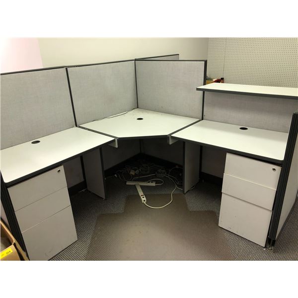Gray computer workstation double desk system with walls