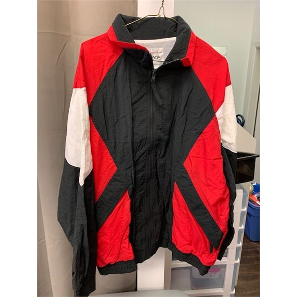 NEW CANADA JACKET    XL