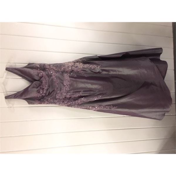 Gown/Cocktail Dress
